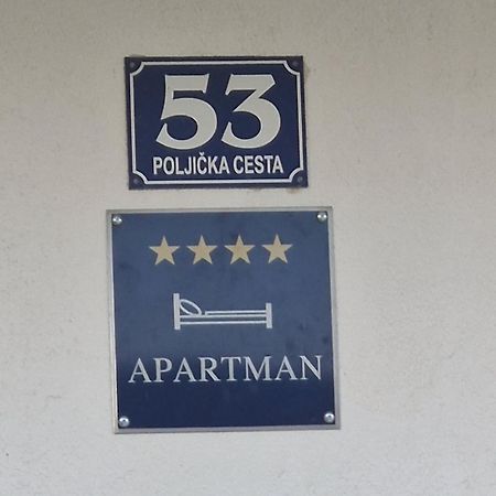 Village Holiday Apartman With Heated Pool Maslina Kostanje المظهر الخارجي الصورة